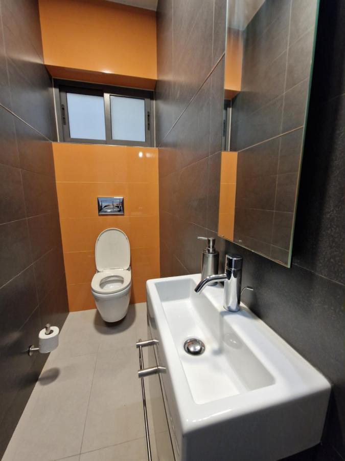 Korzo Suites St. Julian'S Exteriör bild