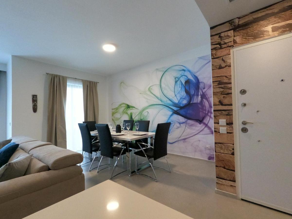 Korzo Suites St. Julian'S Exteriör bild